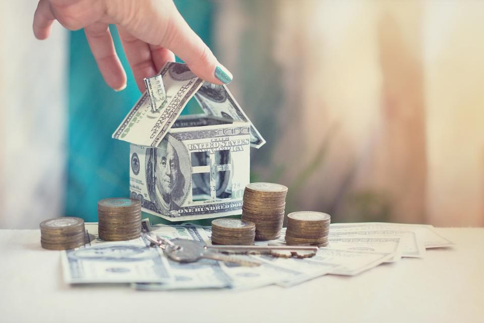Home equity loans or refinancing? Here’s what to look for, according to this top investment advisor
